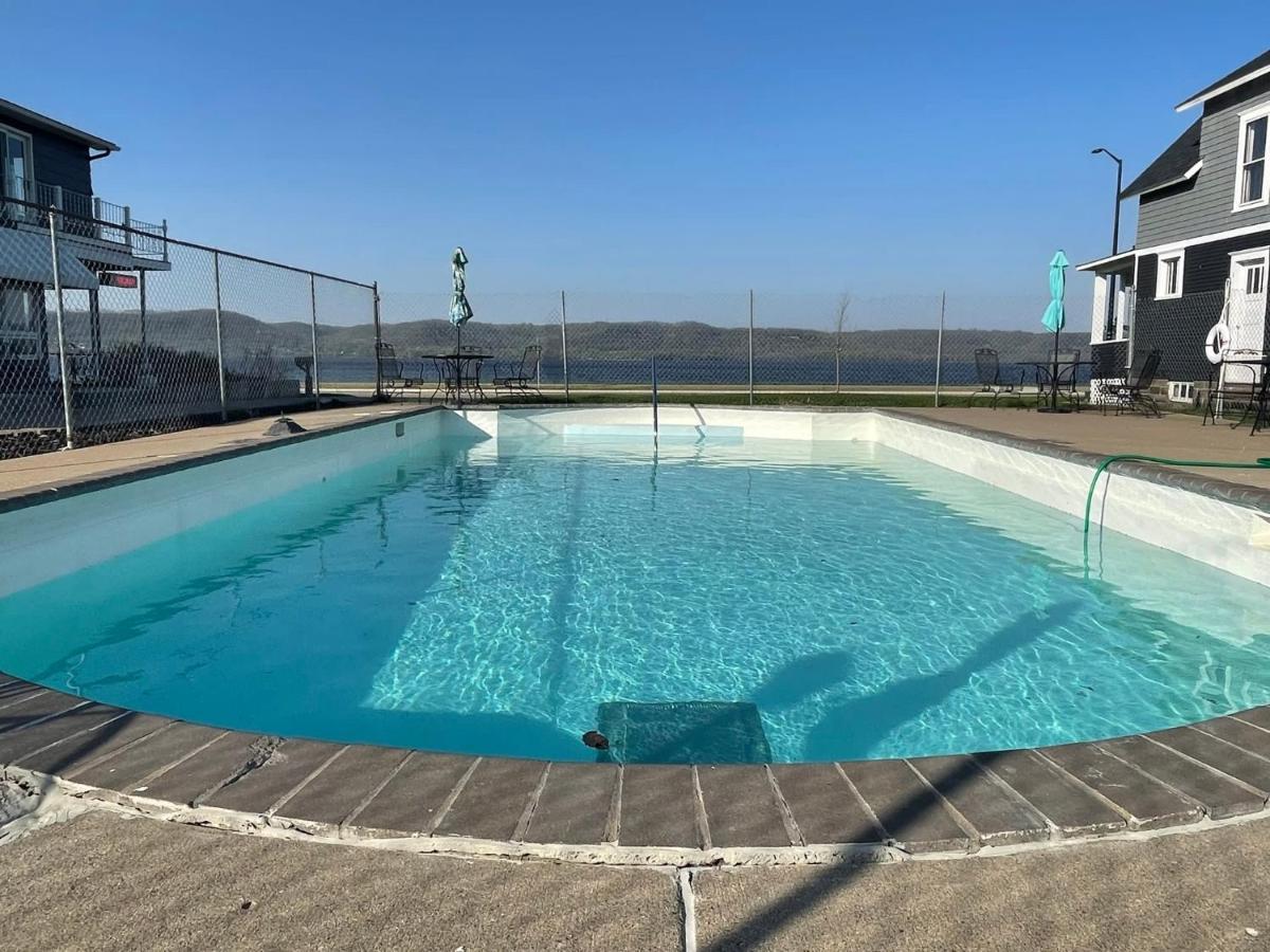 Poolside Double Rooms Lake City Zewnętrze zdjęcie