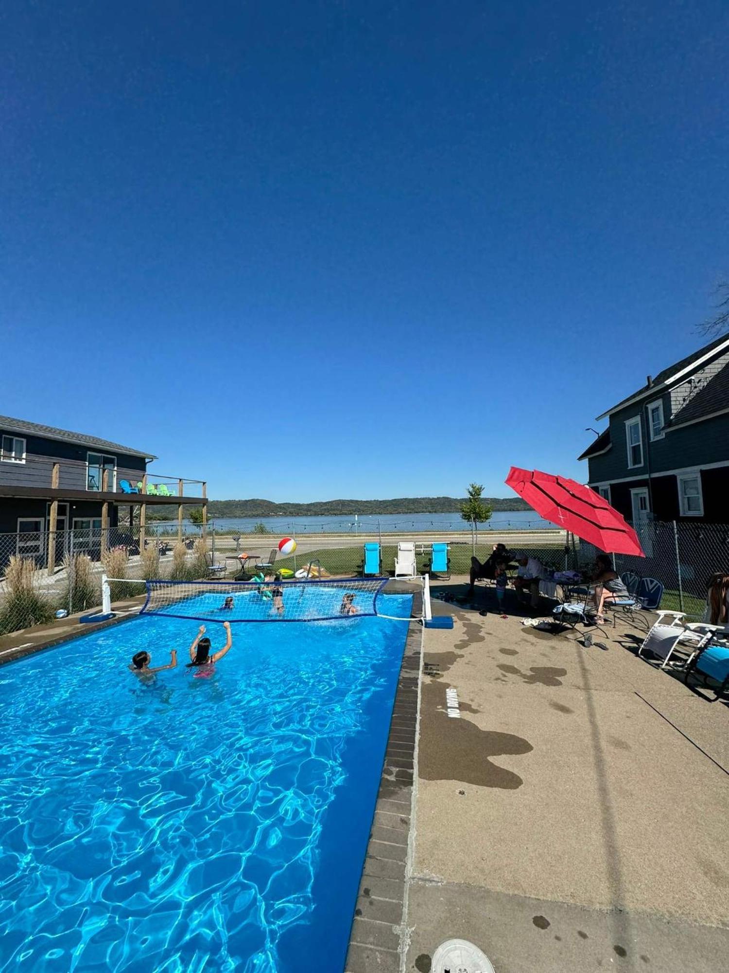 Poolside Double Rooms Lake City Zewnętrze zdjęcie