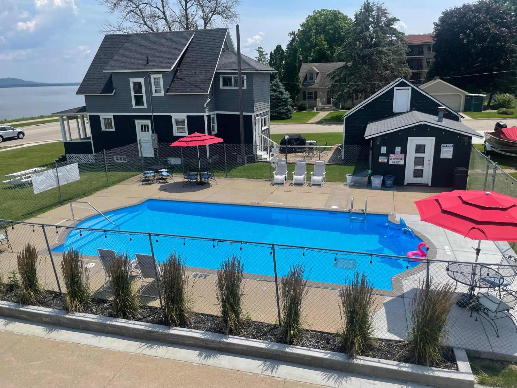 Poolside Double Rooms Lake City Zewnętrze zdjęcie